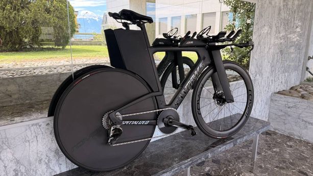 Specialized S-Works SHIV Disc Module N – Größe/taille M – SRAM Red AXS – Roval CLX / Scheibe/Disque – Powermeter – Neu Zustand kaufen in Zoug #1 | velomarkt.ch