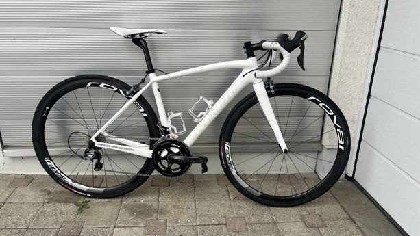 Specialized Amira SL4 Pro Race Rennrad kaufen in Aargau #1 | velomarkt.ch