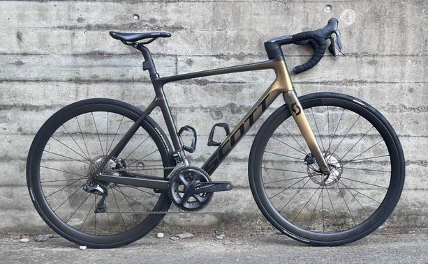 Scott Addict RC 15 Di2 (Modelljahr 2020) kaufen in Zurich #1 | velomarkt.ch