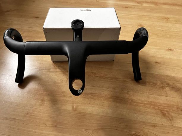 Simplon Carbon Cockpit Aero | Lenker-Vorbau-Einheit mit Garmin-Halter kaufen in Argovie #1 | velomarkt.ch