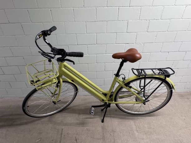 Damen E-Bike Tiefeinsteiger – Shimano Tourney 7-Gang, Bafang Motor, neuwertig kaufen in Zurich #1 | velomarkt.ch