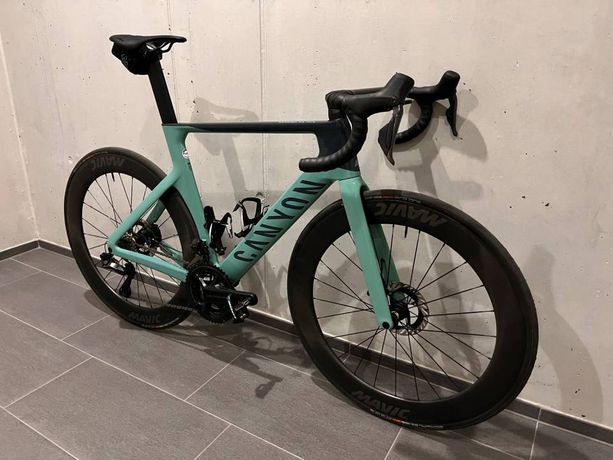 Canyon Aeroad CF SLX 8, Grösse M, Ultegra DI2, neuwertig kaufen in Zürich #1 | velomarkt.ch