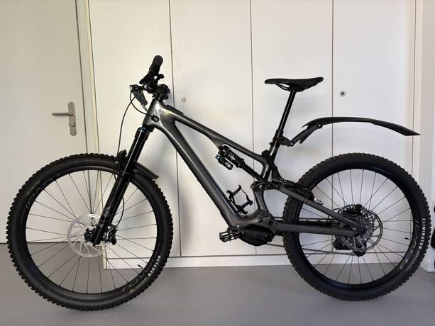 NEUWERTIG! Specialized E-MTB Turbo Levo SL Expert SmokeBlack kaufen in Zug #1 | velomarkt.ch