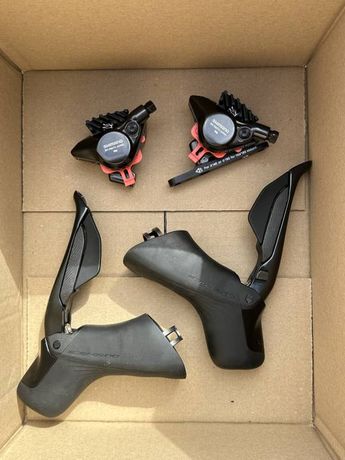 Schalt- Bremshebel inkl. Kolben /  Shimano Dura Ace Di2 ST-R9270 kaufen in Aargau #1 | velomarkt.ch