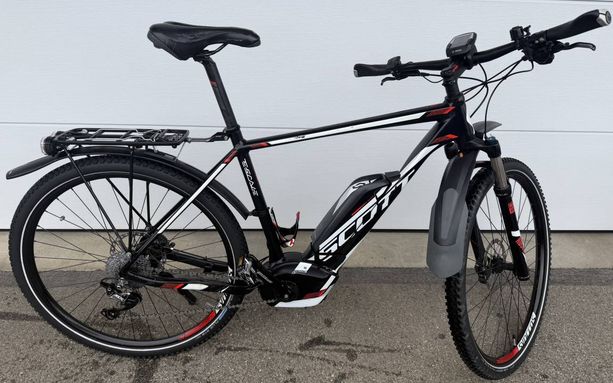 Scott E-Scale 930 / 25km/h / 3'900 km kaufen in Lucerne #1 | velomarkt.ch