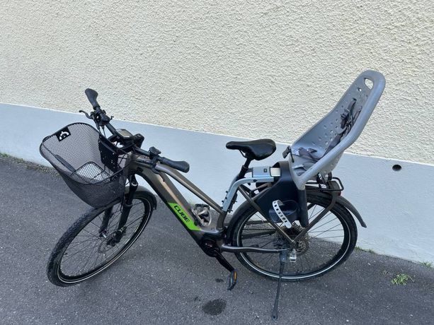 Cube E-Bike mit Kindersitz – perfekt für sommerliche Ausflüge! kaufen in Aargau #1 | velomarkt.ch