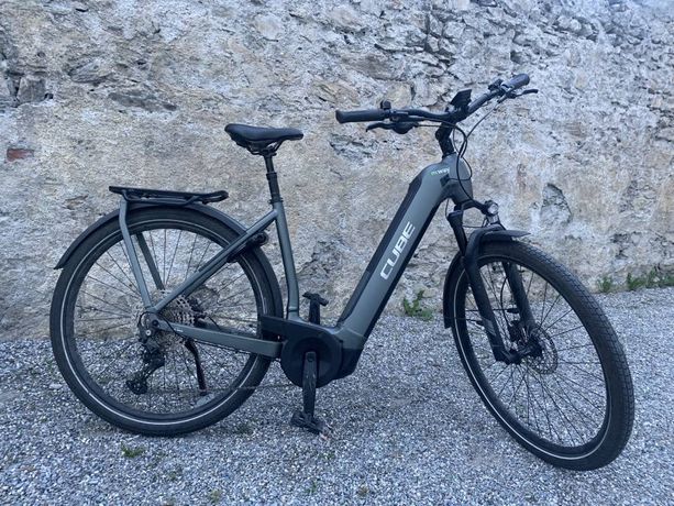 Sehr gepflegtes CUBE Kathmandu Tiefeinsteiger kaufen in Grisons #1 | velomarkt.ch