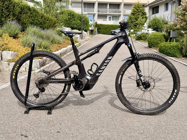 Canyon Spectral:ON CF8 - Vollcarbon - 900Wh - E-MTB kaufen in Aargau #1 | velomarkt.ch