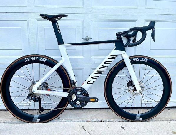 Canyon Aeroad CF SLX 8 Disc Di2 kaufen in Zürich #1 | velomarkt.ch