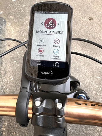 Garmin Edge 1030 Plus Fahrradcomputer inkl. Zubehör – Komplettset kaufen in Ticino #1 | velomarkt.ch