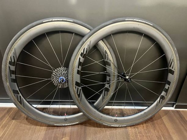 Elite Wheels Carbon Laufradsatz für Felgenbremsen kaufen in Berne #1 | velomarkt.ch