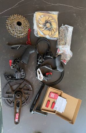 SRAM Rival AXS E1 Komplettgruppe Nei kaufen in Schwyz #1 | velomarkt.ch