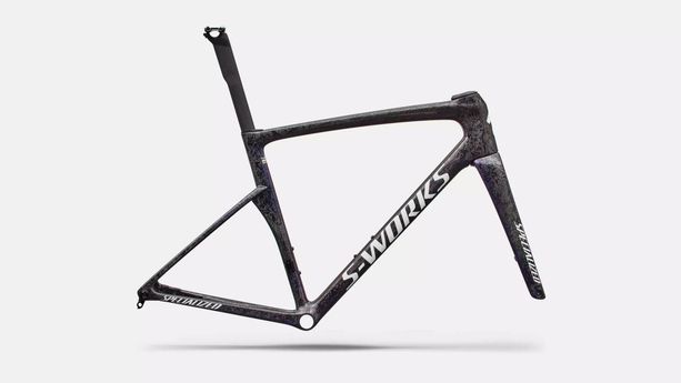 Specialized SW TARMAC SL9 FRMSET 52 Gloss Carbon / Red to Blue Pearl / White kaufen in Lucerne #1 | velomarkt.ch