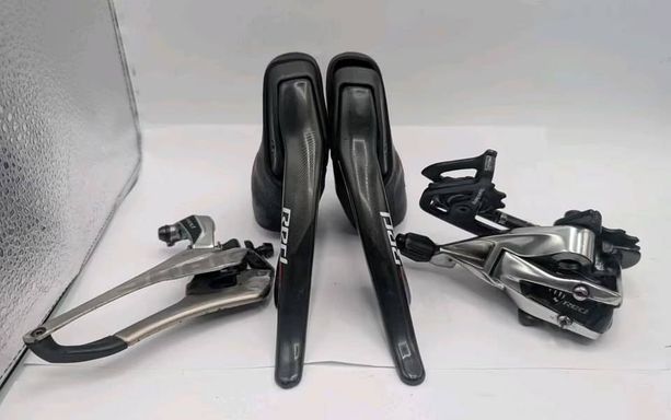 Sram Red Gruppe 22 2x11 Rennrad Brems Schalt Gruppe Set Mechanisc kaufen in Zurigo #1 | velomarkt.ch