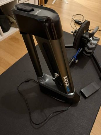 Wahoo KICKR Smart Trainer + KICKR CLIMB – voll funktionsfähig kaufen in Zurich #1 | velomarkt.ch