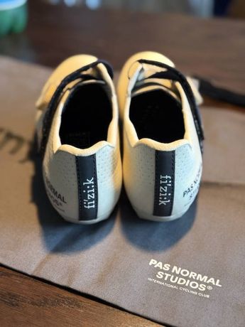 Pas Normal Studios × fizi:k Gravel-Schuhe Gr. 37 kaufen in Zurich #1 | velomarkt.ch