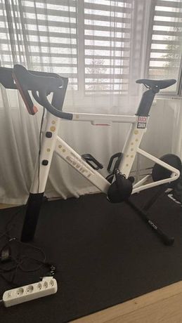 Zwift Bike mit Wahoo Rolle 2025 kaufen in Zurich #1 | velomarkt.ch