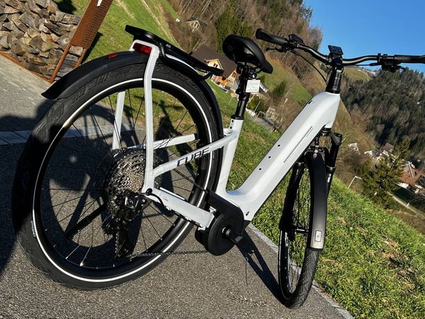 Cube Kathmandu Hybrid SLX 800 foggrey-grey Gr. 46cm und 50cm NEU kaufen in Zürich #1 | velomarkt.ch