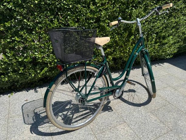 Wunderschönes Velo, Tiefeinsteiger mit Korb und Schloss kaufen in Zug #1 | velomarkt.ch