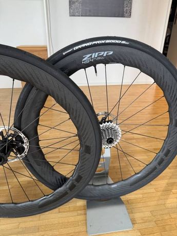Zipp 454 NSW Carbon Disc XDR Laufradsatz kaufen in Zurich #1 | velomarkt.ch