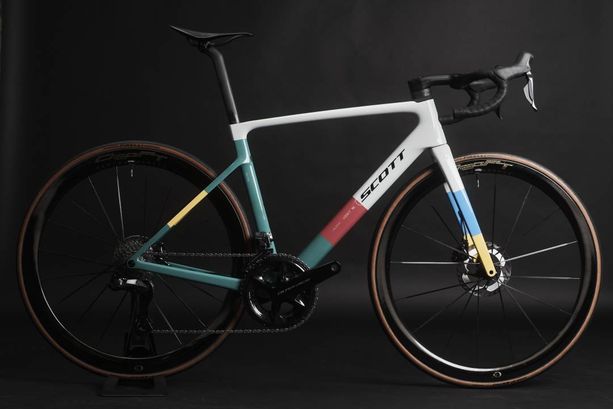 Superleichtes Scott addict RC kaufen in Glarus #1 | velomarkt.ch