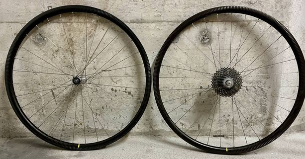 Carbon Laufräder Campagnolo Record Mavic Open Pro kaufen in Zoug #1 | velomarkt.ch