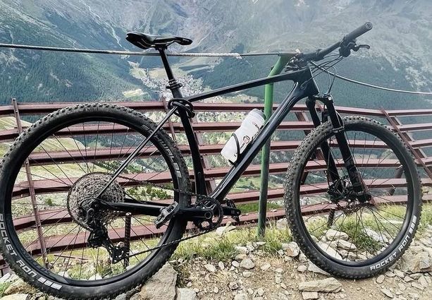 Top Carbon-Bike Scott kaufen in Berne #1 | velomarkt.ch