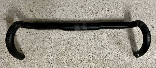 Verkaufe Specialized Roval Terra Carbon Gravel Lenker 42cm Breite kaufen in Zugo #1 | velomarkt.ch