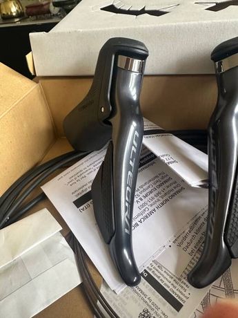Shimano Ultegra Di2 Brems-/Schalthebel ST-R8150 - 2x12-fach kaufen in Zurich #1 | velomarkt.ch