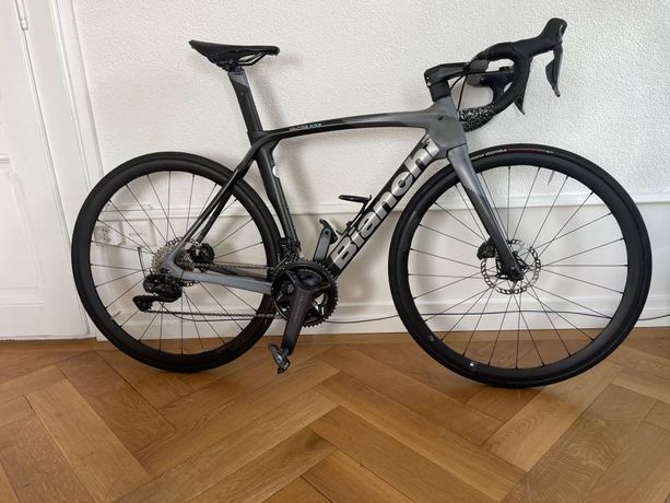 Bianchi Oltre xr3 2022 - Ultegra DI2 - Taille 53 kaufen in Vaud #1 | velomarkt.ch
