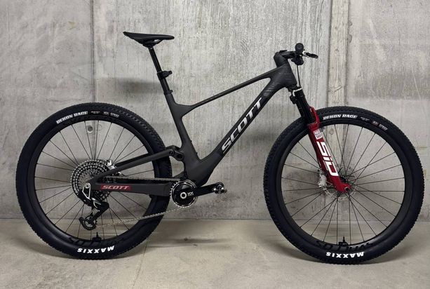 Scott Spark RC World Cup L, XX SL AXS + Powermeter + Flight Attendant, wie neu kaufen in Berne #1 | velomarkt.ch