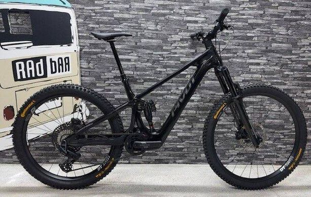 Pivot Pivot Shuttle (Avinox M2S) AMP'D Mullet MX Pro, Gr. M M black metallic stone kaufen in San Gallo #1 | velomarkt.ch
