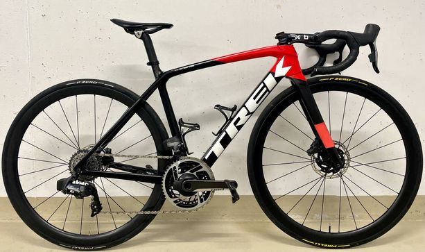 2025 TREK EMONDA SL6 Disc Pro SRAM RED AXS Carbon Rennvelo 2x12 Fach kaufen in Thurgovie #1 | velomarkt.ch