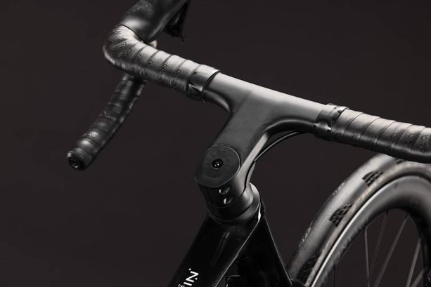 CUBE Attain C:62 SLT carbon´n´white S carbon´n´white kaufen in Grisons #1 | velomarkt.ch