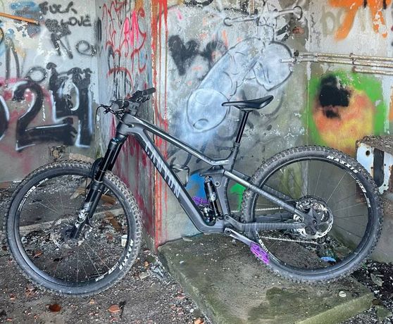 Canyon Strive Underdog M Carbon kaufen in Basilea-Città #1 | velomarkt.ch
