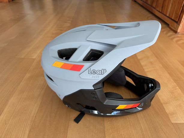 Leatt MTB Enduro 2.0 Helm Gr. L – ungetragen – mit Kinnbügel kaufen in Svitto #1 | velomarkt.ch