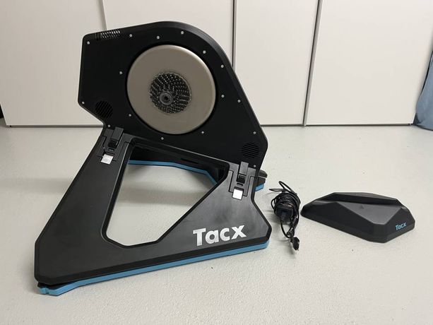 Tacx Neo Smart und Rose Xenon Rennrad kaufen in Aargau #1 | velomarkt.ch