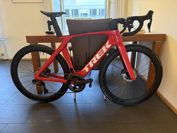 Trek Madone SLR 7 Gen 7, size 56 gesucht in Zurich #1 | velomarkt.ch