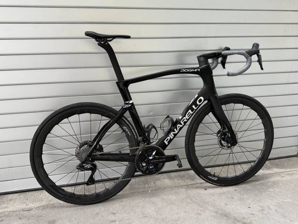Pinarello Dogma F MY2023 Grösse 59.5 Rahmenset kaufen in Basel-Landschaft #1 | velomarkt.ch