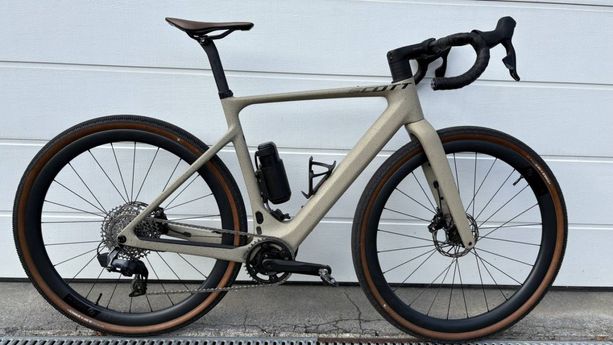 Scott Solace Gravel eRIDE 20 kaufen in Schwyz #1 | velomarkt.ch