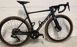 SCOTT Addict RC Pro 2023 | Dura Ace Di2 | velomarkt.ch