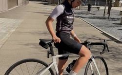 Specialized Tarmac SL7 Sport – Rahmengrösse 49 – Gloss Dune White / 10% Chaos Pearl kaufen in Saint-Gall #3 | velomarkt.ch