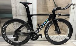 Factor Hanzo Custom | Factor TT Bike | velomarkt.ch