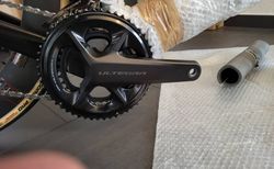 Shimano Ultegra R8100 Kurbelgarnitur 52/36 – 172.5 mm | Shimano Ultegra R8100 Kurbelgarnitur 52/36 – 172.5 | velomarkt.ch