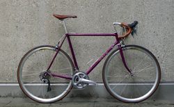Cilo Rennvelo (Shimano 105, 2x11) | Alter Stahlrahmen mit modernen Komponenten | velomarkt.ch