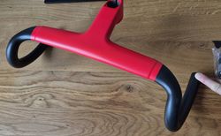 Lenker BMC ICS Carbon Aero One-Piece Full Carbon Cockpit | BMC Lenker-Vorbau-Einheit | velomarkt.ch