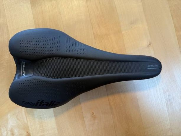 Velosattel NEU Selle Italia SLR Boost Kit Carbonio 130 kaufen in Berne #1 | velomarkt.ch