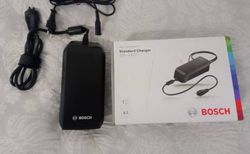 Ladegerät Bosch (eBike) | Standard Charger 220-240V | velomarkt.ch