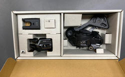 Shimano Deore XT Di2 M8250 – Kit de mise à niveau wireless (12 vitesses, 10-51) kaufen in Vallese #3 | velomarkt.ch