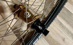 Industry Nine Hydra/Duke Lucky Jack | Neu eingespeichter Radsatz! | velomarkt.ch